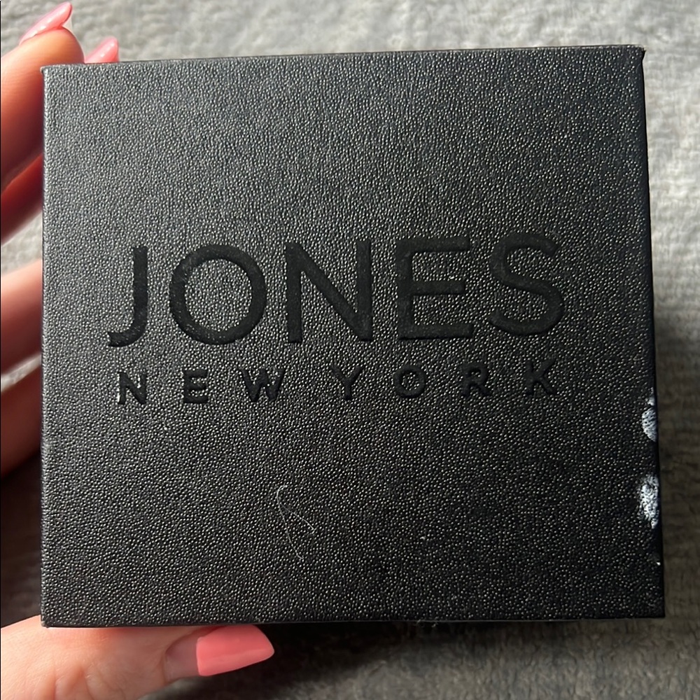 Jones New York Silver Necklace with small Pendant
